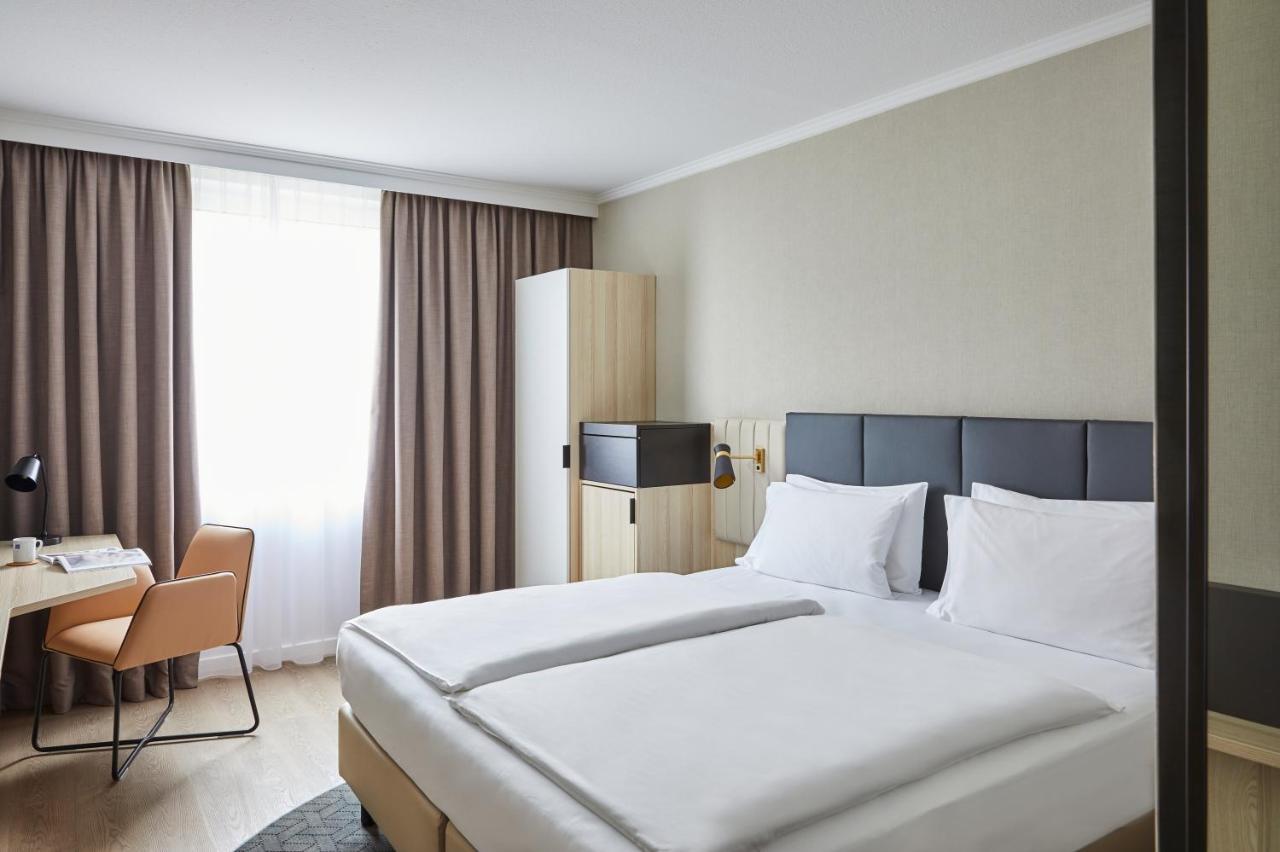 Standard King Room Alster View,1705853972:JPEG