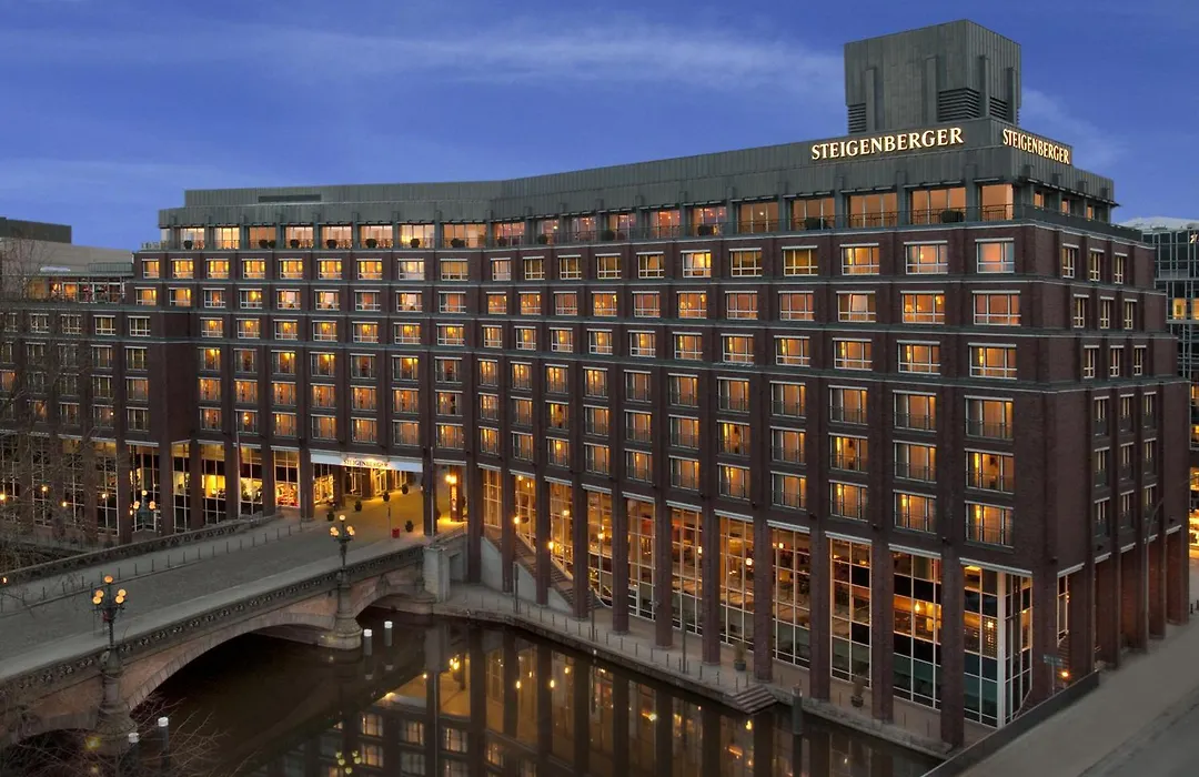 Steigenberger Hotel Hamburg-1
